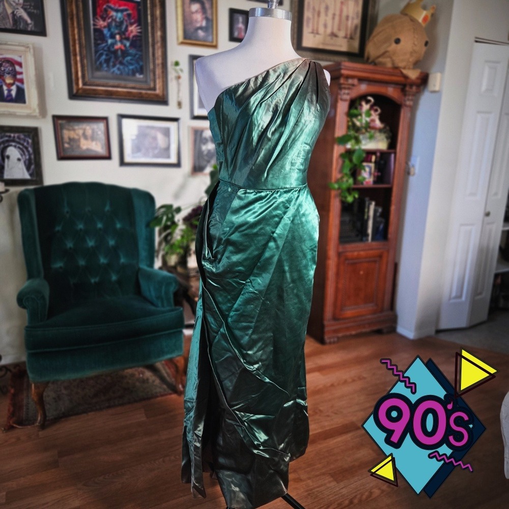 Vintage 90s Bridesmaid Emerald Green Satin One Shoulder Evening Dress Formal